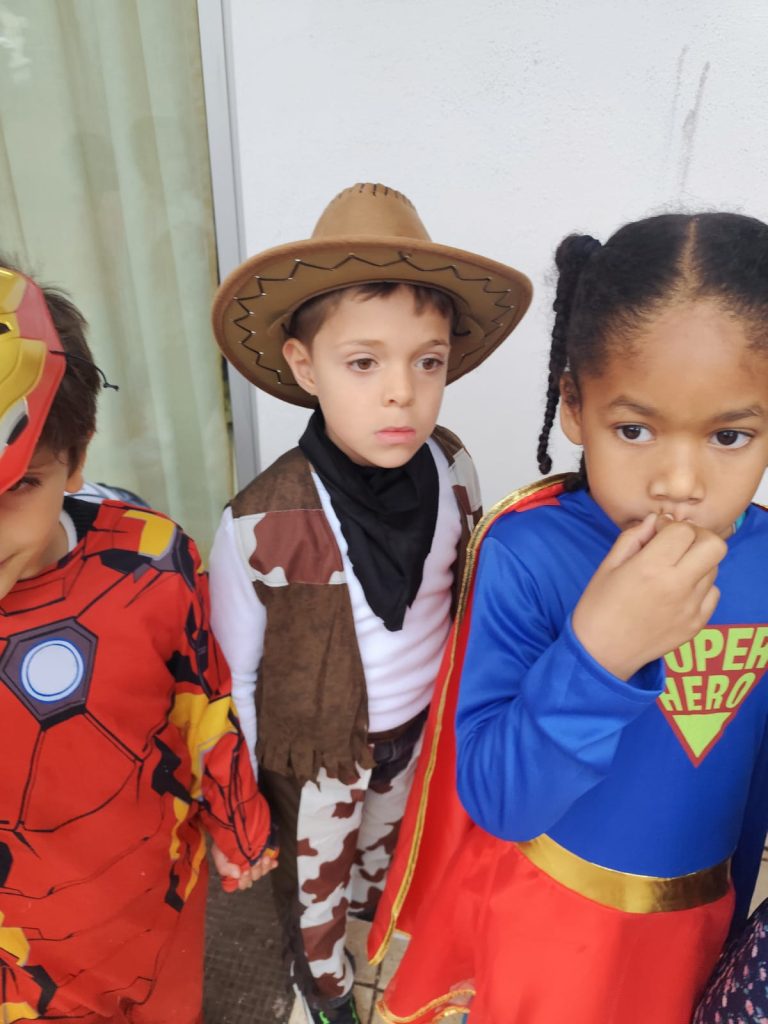 Imagem-WhatsApp-2025-02-27-as-16.47.27_f4b02626-1-768x1024 Carnaval na Aprígio