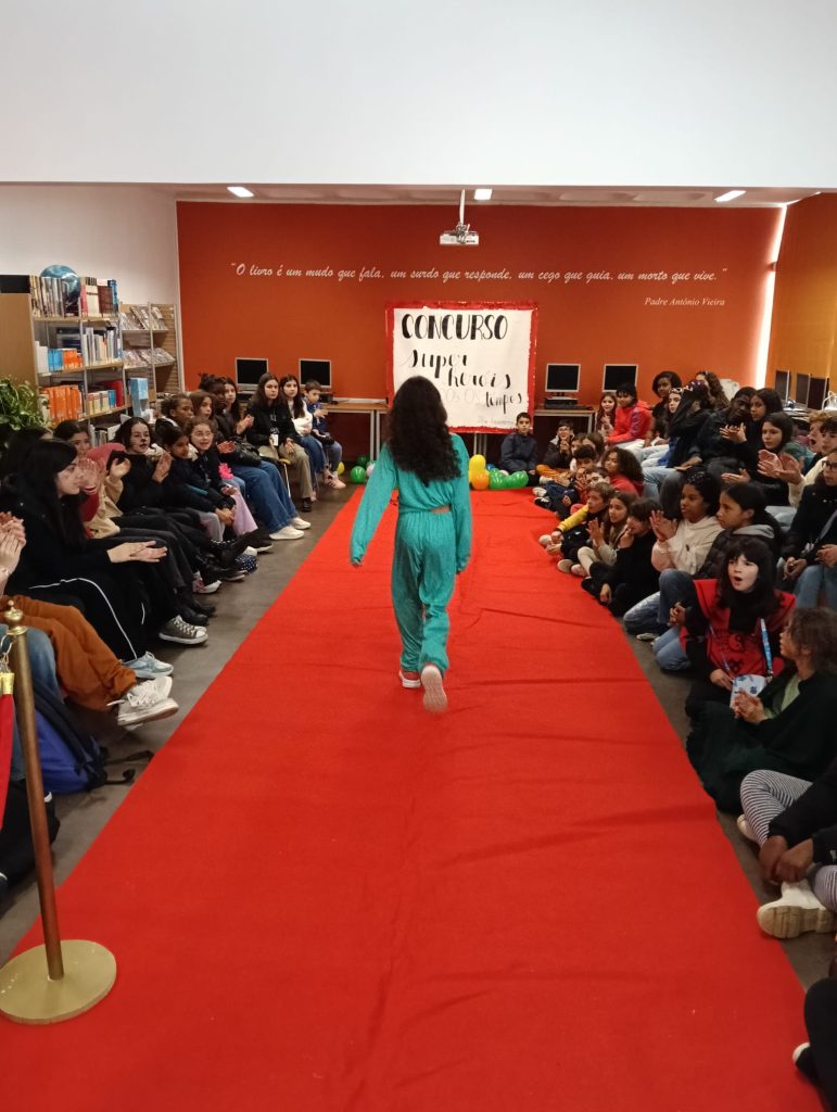 Imagem-WhatsApp-2025-03-01-as-20.12.03_93be269d-771x1024 "Super Heróis de Todos os Tempos!"