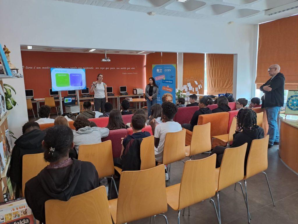 IMG-20250507-WA0007-1024x768 Programa de Literacia Financeira - 7.º Ano - CiD