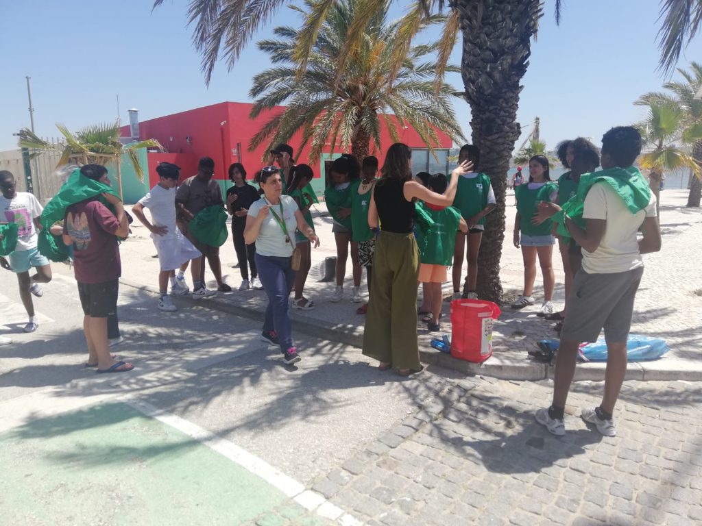 IMG-20250527-WA0009-1024x768 Limpeza de Praia