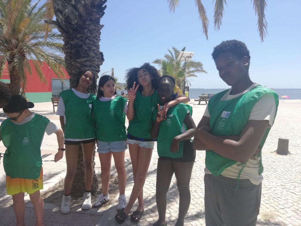 IMG-20250527-WA0015-1024x768 Limpeza de Praia