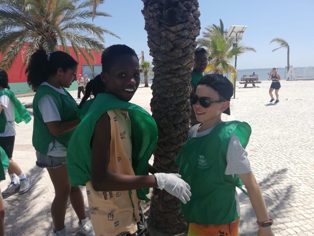 IMG-20250527-WA0026-1024x768 Limpeza de Praia