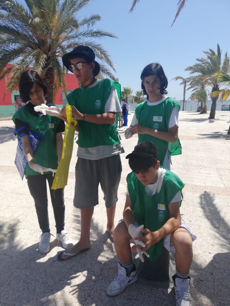 IMG-20250527-WA0032-768x1024 Limpeza de Praia