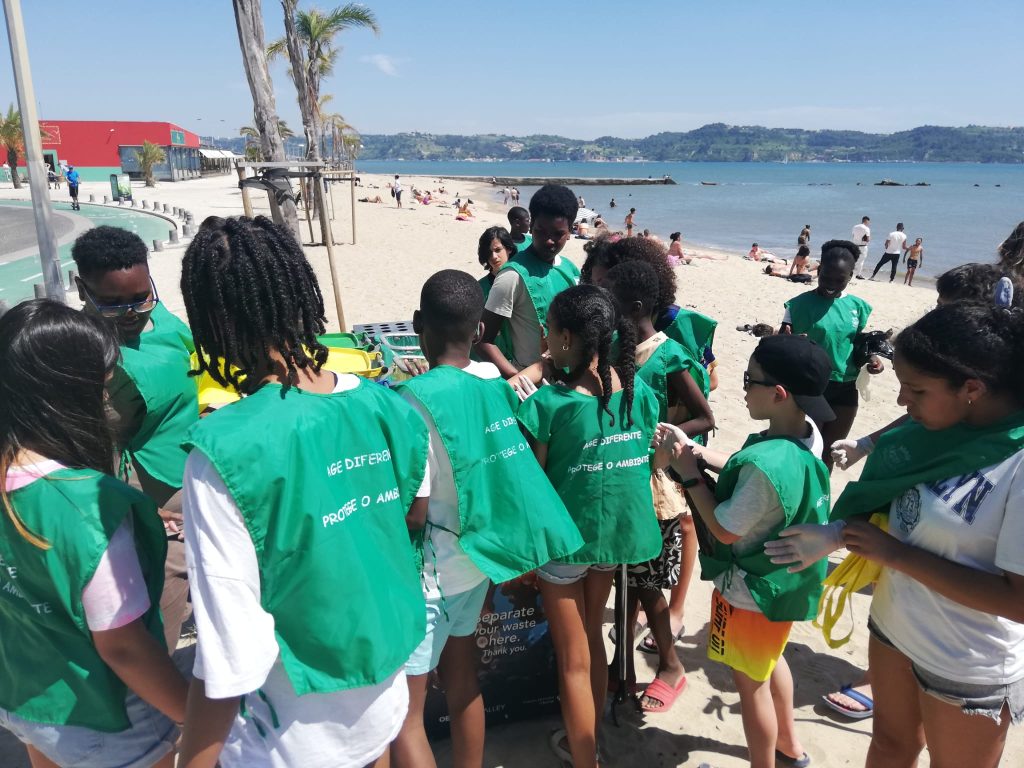 IMG-20250527-WA0051-1024x768 Limpeza de Praia