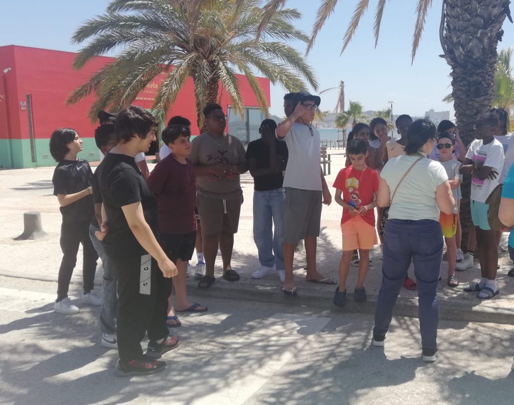 Imagem-WhatsApp-2025-05-27-as-16.58.04_a161a79e-1024x806 Limpeza de Praia