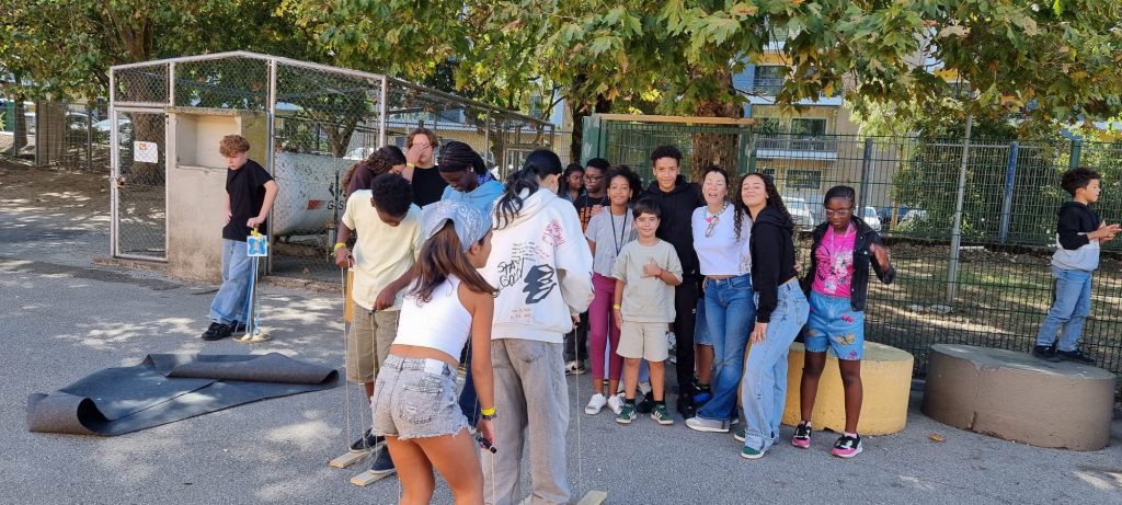 WhatsApp-Image-2025-09-27-at-23.52.33-1-1-1024x461 Padrinhos e Afilhados