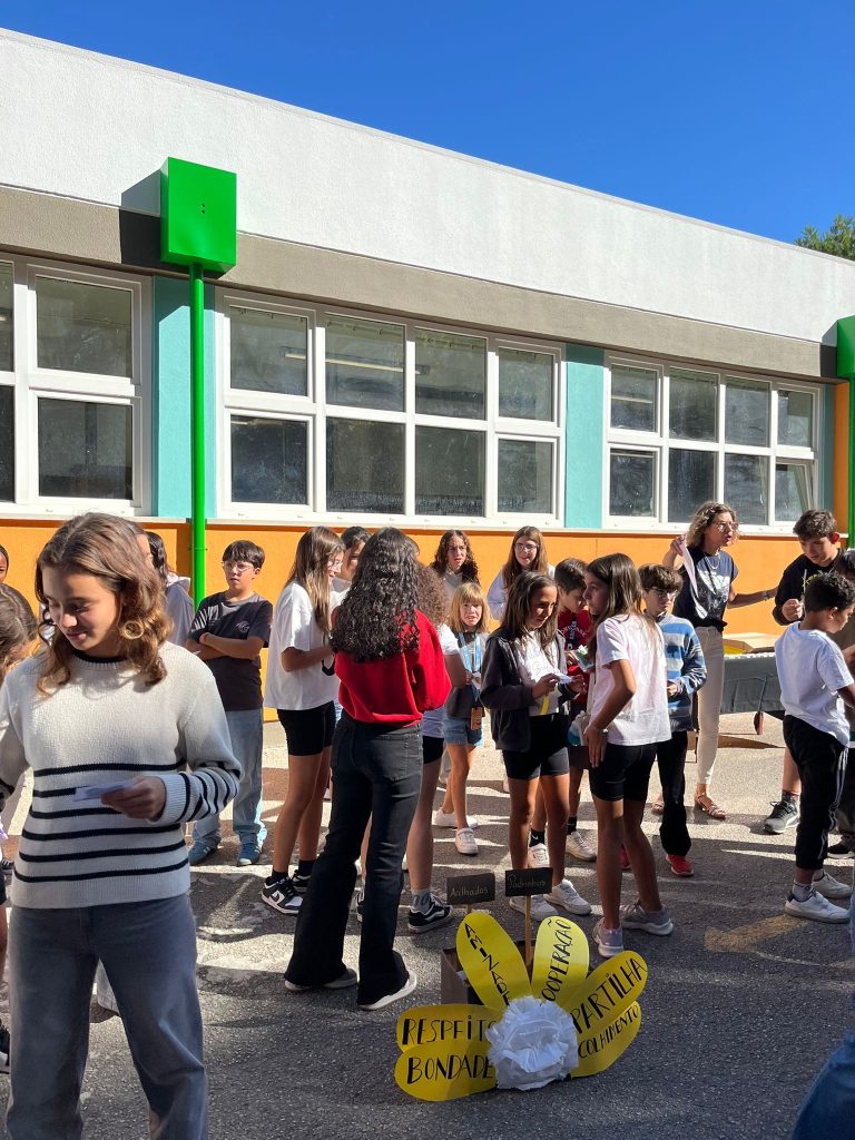 WhatsApp-Image-2025-09-29-at-08.27.17-1-1-768x1024 Padrinhos e Afilhados