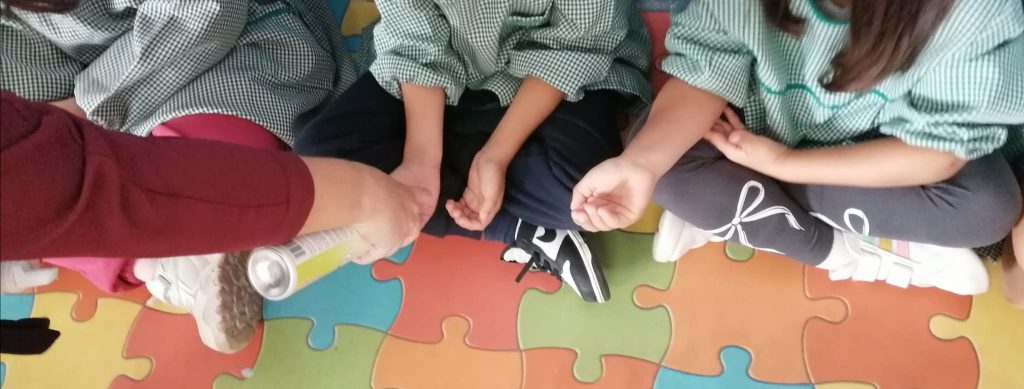 IMG-20251005-WA0015-1024x389 Atividades sensoriais (sala verde - JI da Mina)