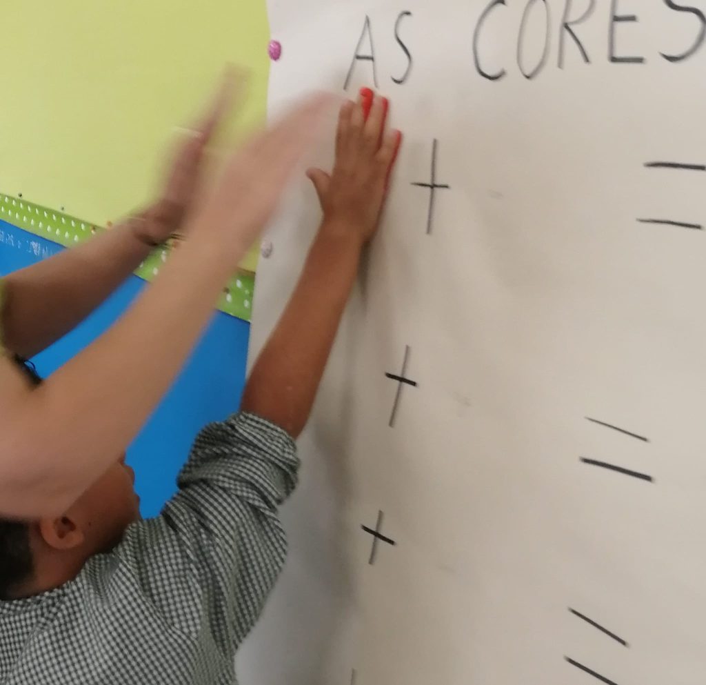 IMG-20251005-WA0043-1024x993 Atividades sensoriais (sala verde - JI da Mina)