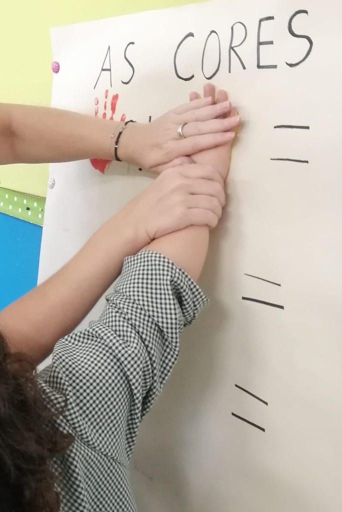 IMG-20251005-WA0045-684x1024 Atividades sensoriais (sala verde - JI da Mina)