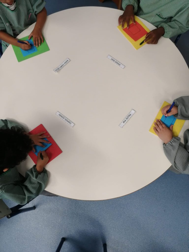 IMG-20251013-WA0013-768x1024 A aprender somos felizes (sala verde - JI da Mina)