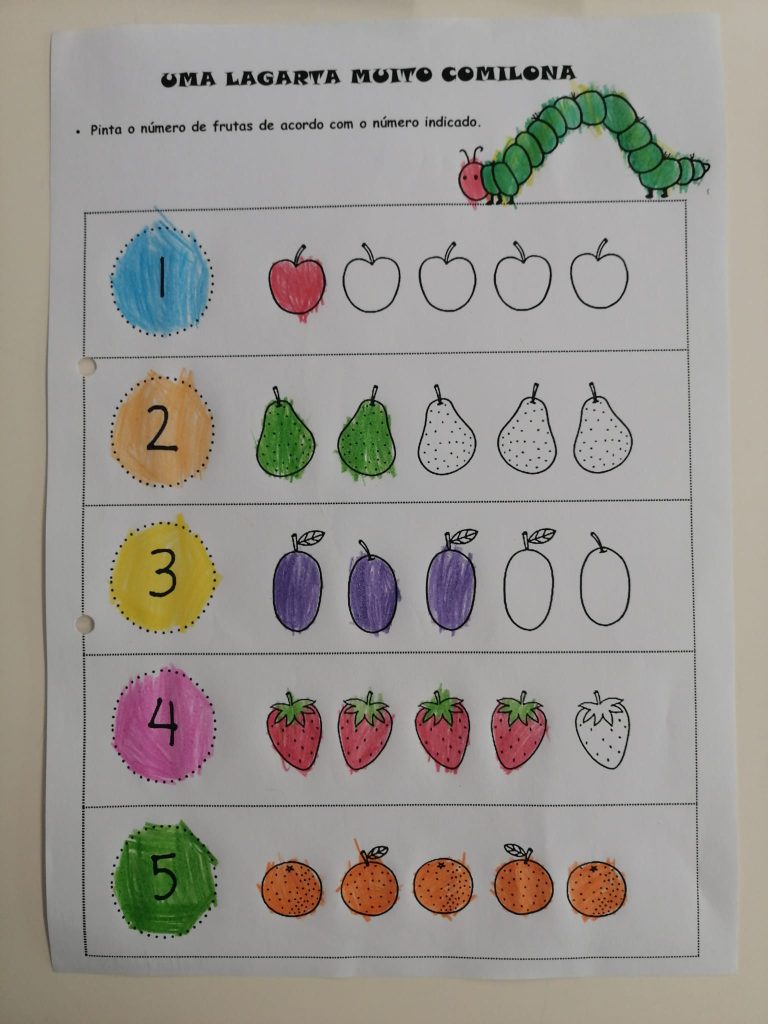 IMG-20251019-WA0053-768x1024 "A lagartinha muito comilona" (sala verde - JI da Mina)