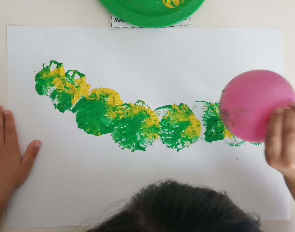 IMG-20251019-WA0059-1024x808 "A lagartinha muito comilona" (sala verde - JI da Mina)