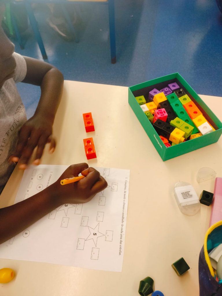 IMG-20251022-WA0038-1-768x1024 Podemos fazer mais matemática? (1ºG)