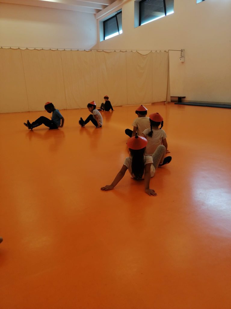 IMG-20251026-WA0015-768x1024 A aprender somos felizes (sala verde - JI da Mina)