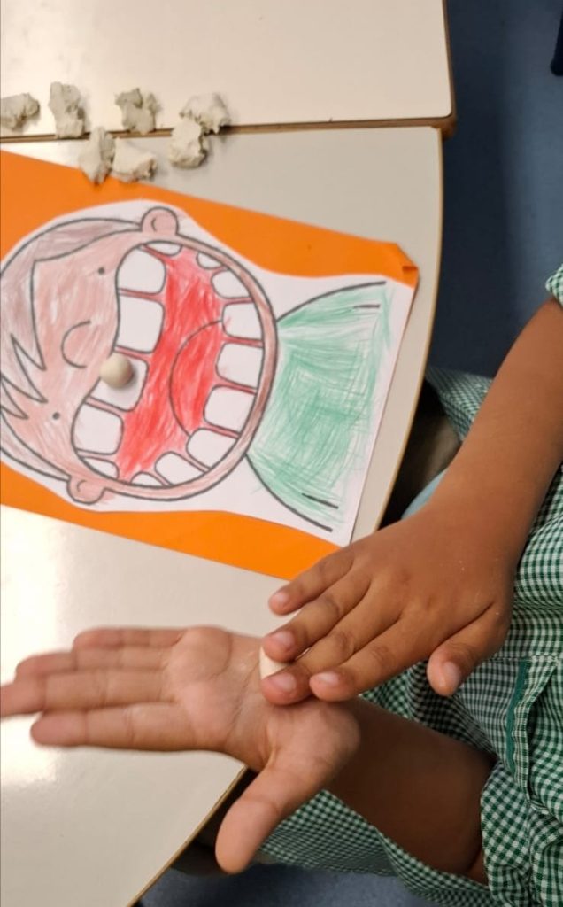 IMG-20251026-WA0028-636x1024 A aprender somos felizes (sala verde - JI da Mina)