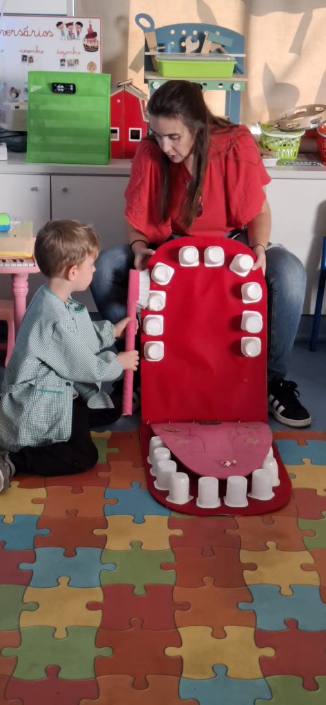 IMG-20251026-WA0030-473x1024 A aprender somos felizes (sala verde - JI da Mina)