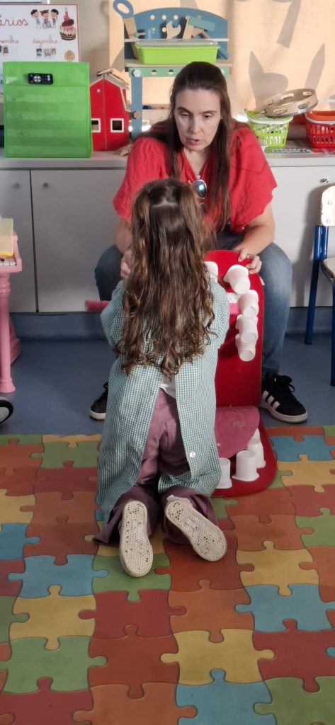 IMG-20251026-WA0031-473x1024 A aprender somos felizes (sala verde - JI da Mina)