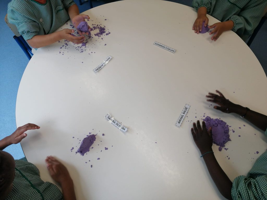 IMG-20251026-WA0038-1024x768 A aprender somos felizes (sala verde - JI da Mina)