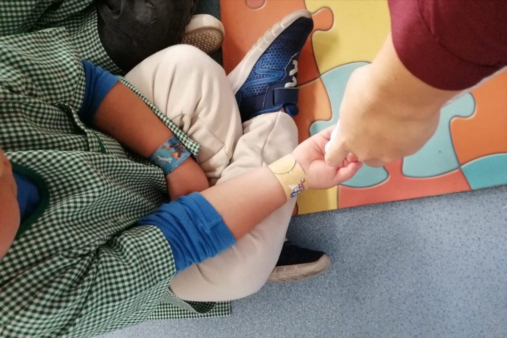 Imagem-WhatsApp-2025-09-28-as-13.54.17_e0791d01-3-1024x684 Atividades sensoriais (sala verde - JI da Mina)