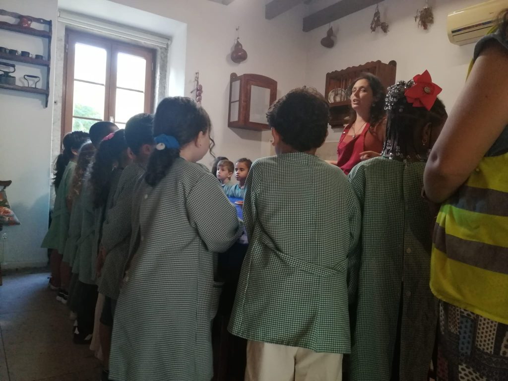 Imagem-WhatsApp-2025-10-19-as-15.31.53_e31b0548-1024x768 Visita ao Museu (sala verde - JI da Mina)