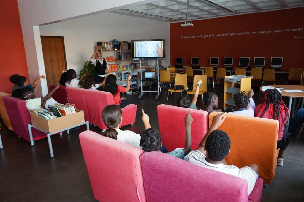 WhatsApp-Image-2025-10-11-at-15.27.39-19-1024x682 Mês Internacional das Bibliotecas Escolares