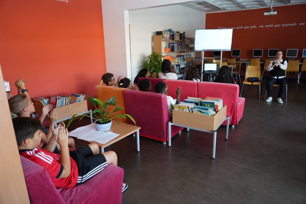 WhatsApp-Image-2025-10-11-at-15.27.39-32-1024x682 Mês Internacional das Bibliotecas Escolares