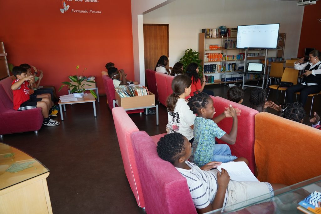 WhatsApp-Image-2025-10-11-at-15.27.39-34-1024x682 Mês Internacional das Bibliotecas Escolares