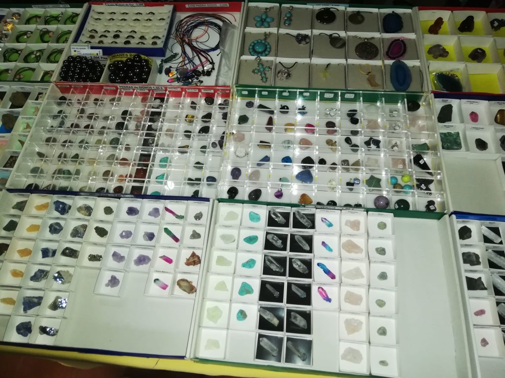 WhatsApp-Image-2025-10-29-at-21.34.38-1024x768 Feira dos Minerais