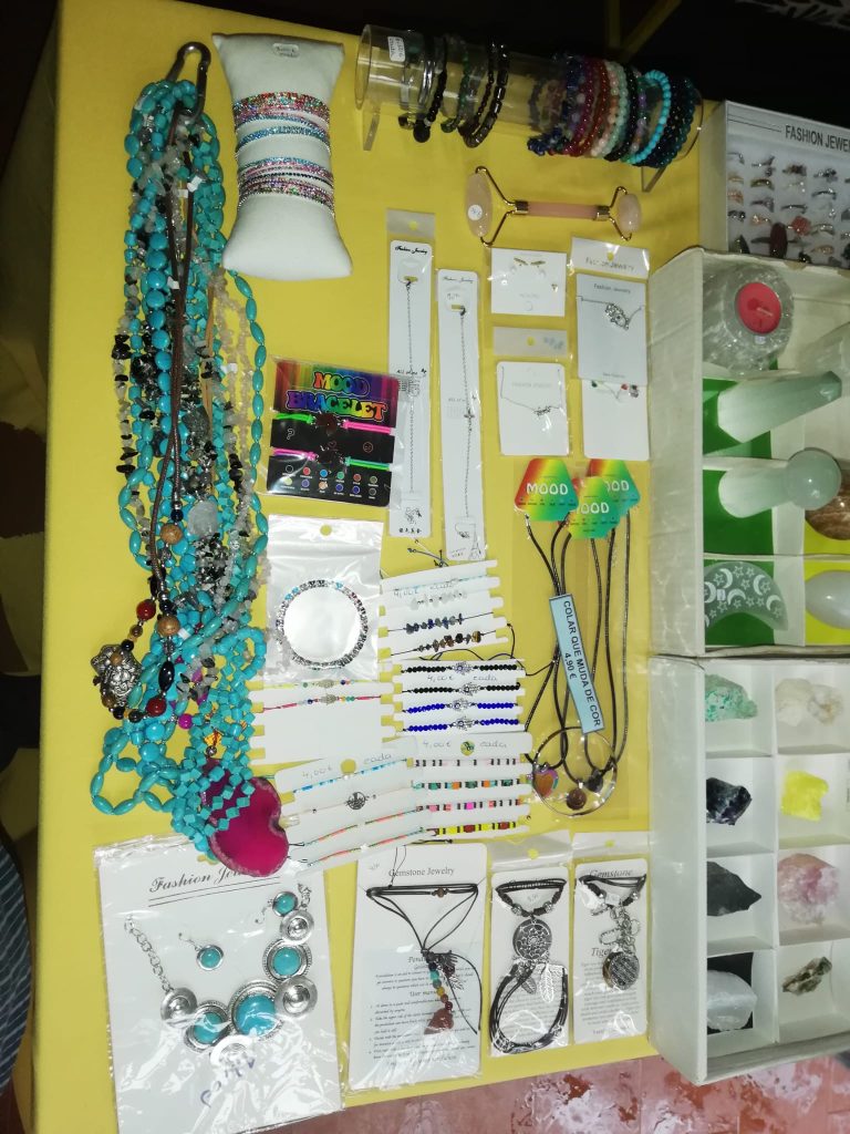 WhatsApp-Image-2025-10-29-at-21.34.41-768x1024 Feira dos Minerais