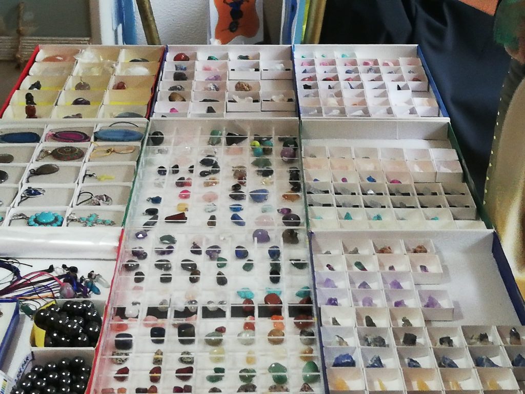 WhatsApp-Image-2025-10-29-at-21.34.42-1024x768 Feira dos Minerais