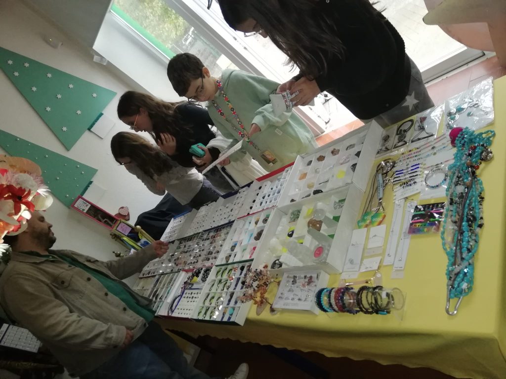 WhatsApp-Image-2025-10-29-at-21.34.43-2-1024x768 Feira dos Minerais