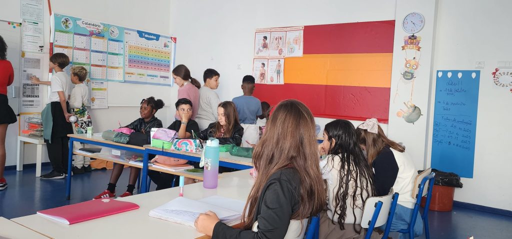 WhatsApp-Image-2025-10-29-at-22.02.22-4-1024x478 Grupos Interativos - 5 e 6 anos