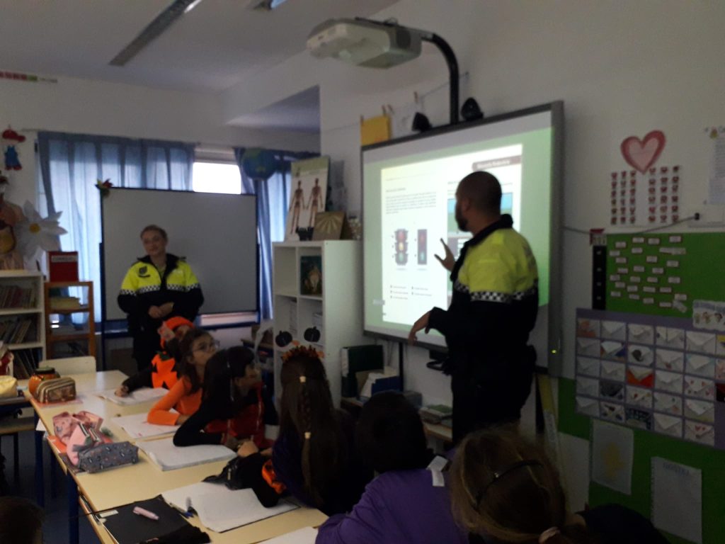 IMG-20251101-WA0032-1024x768 🌍🦺 Programa Amadora Resiliente (4ºD)