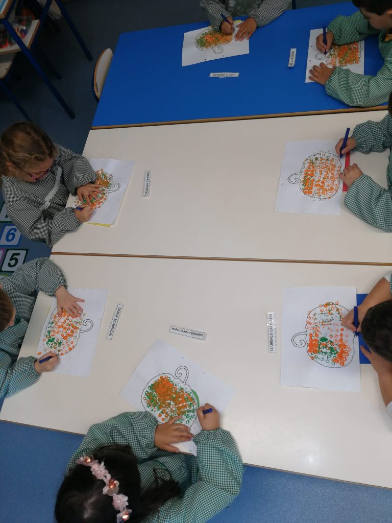 IMG-20251102-WA0025-3-768x1024 A aprender somos felizes (sala verde – JI da Mina)