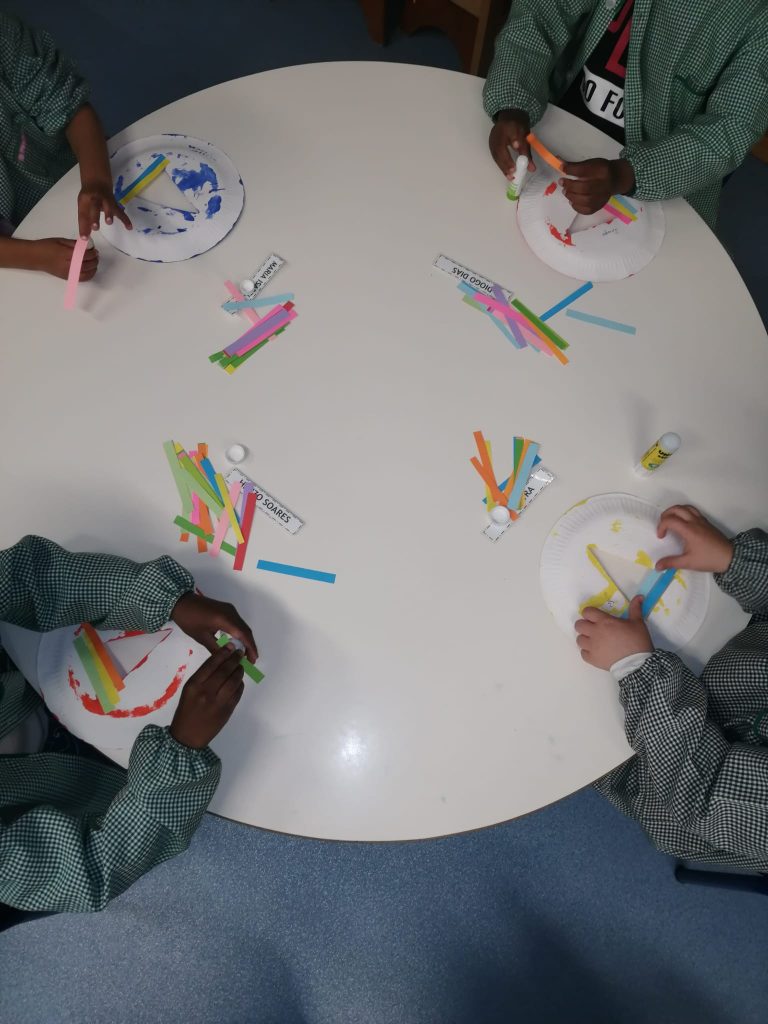 IMG-20251117-WA0003-768x1024 A aprender somos felizes (sala verde – JI da Mina)