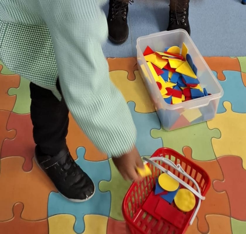 IMG-20251117-WA0006 A aprender somos felizes (sala verde – JI da Mina)