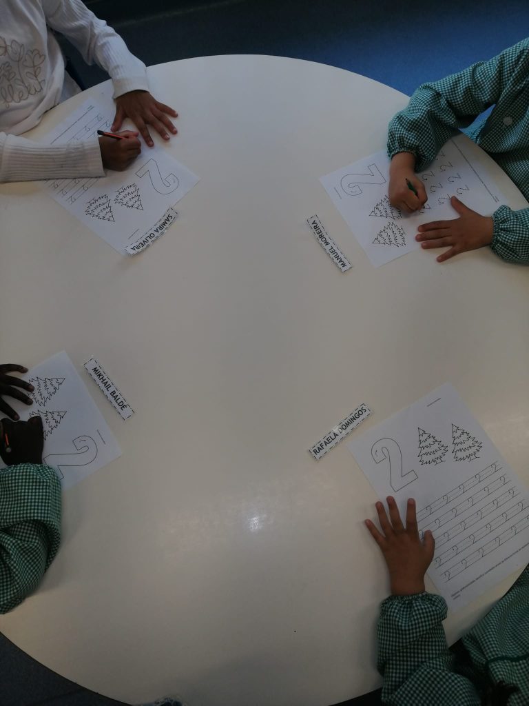 IMG-20251123-WA0021-768x1024 A aprender somos felizes (sala verde – JI da Mina)