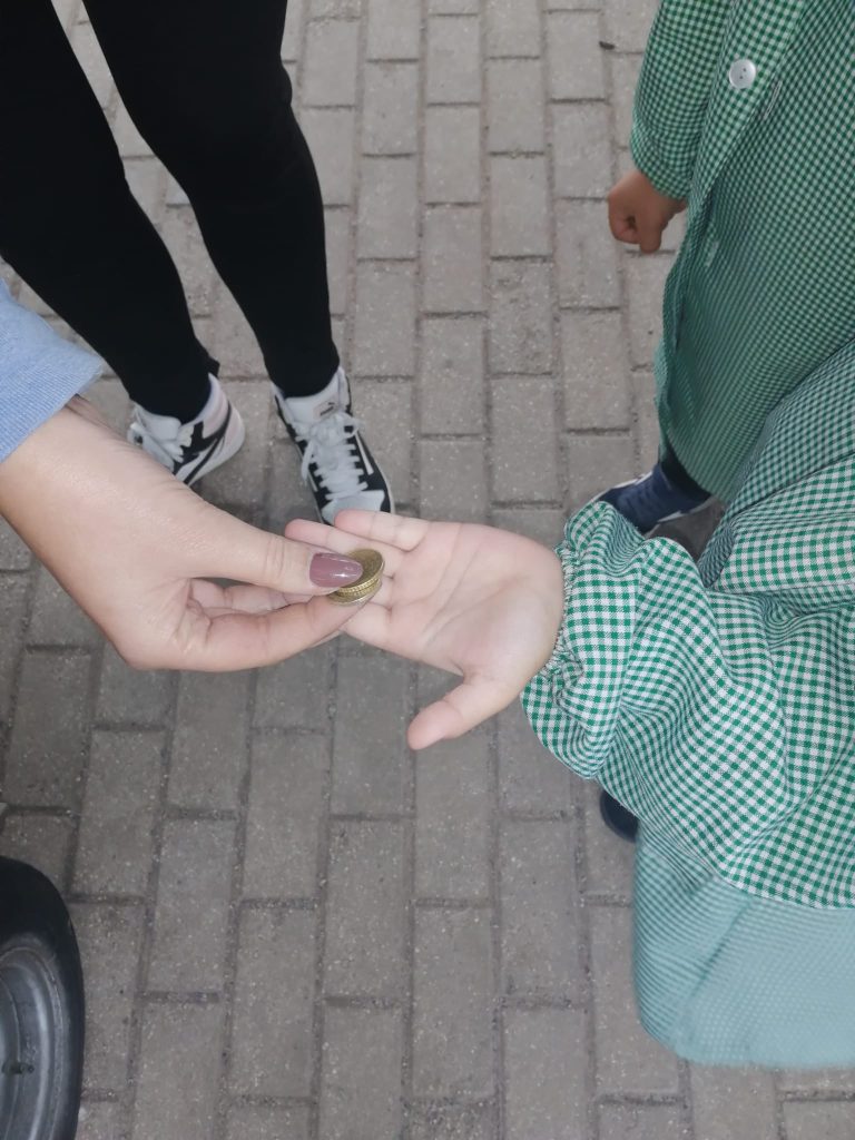 Imagem-WhatsApp-2025-11-16-as-20.00.27_b4362128-768x1024 A aprender somos felizes (sala verde – JI da Mina)