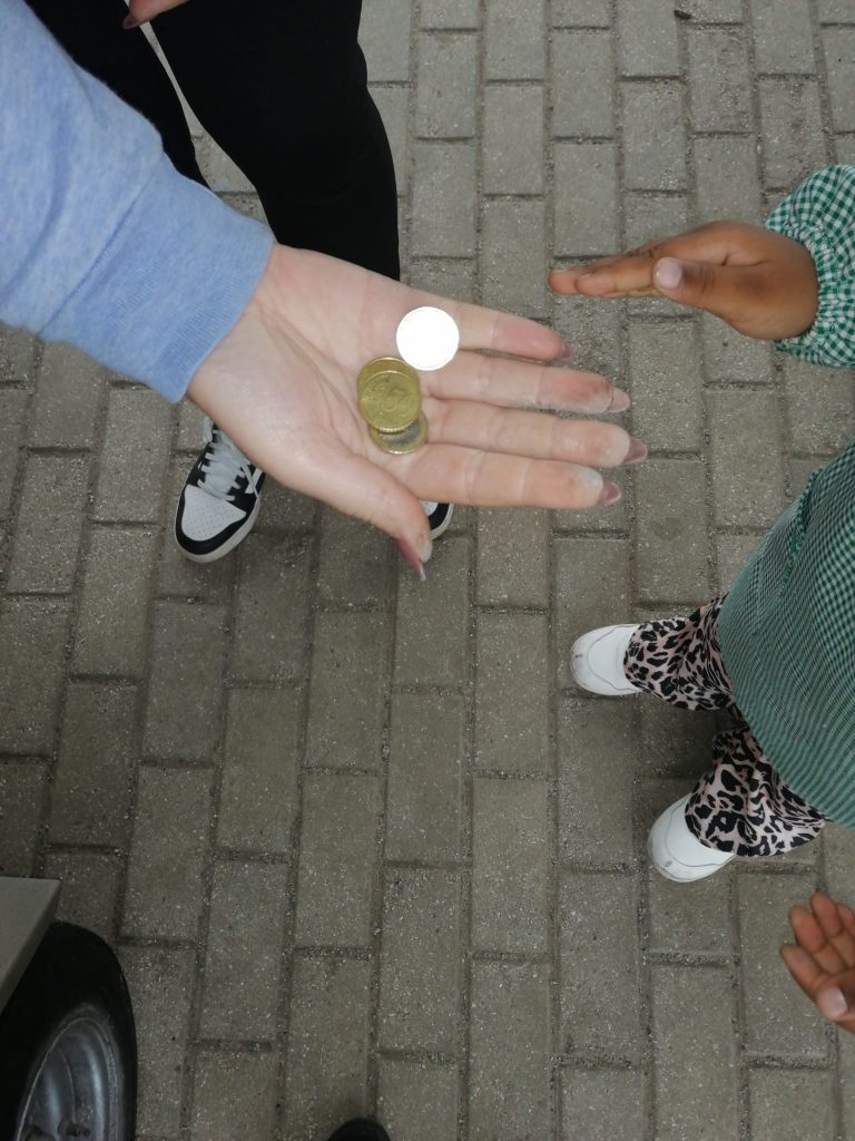 Imagem-WhatsApp-2025-11-16-as-20.00.27_df2f008b-768x1024 A aprender somos felizes (sala verde – JI da Mina)