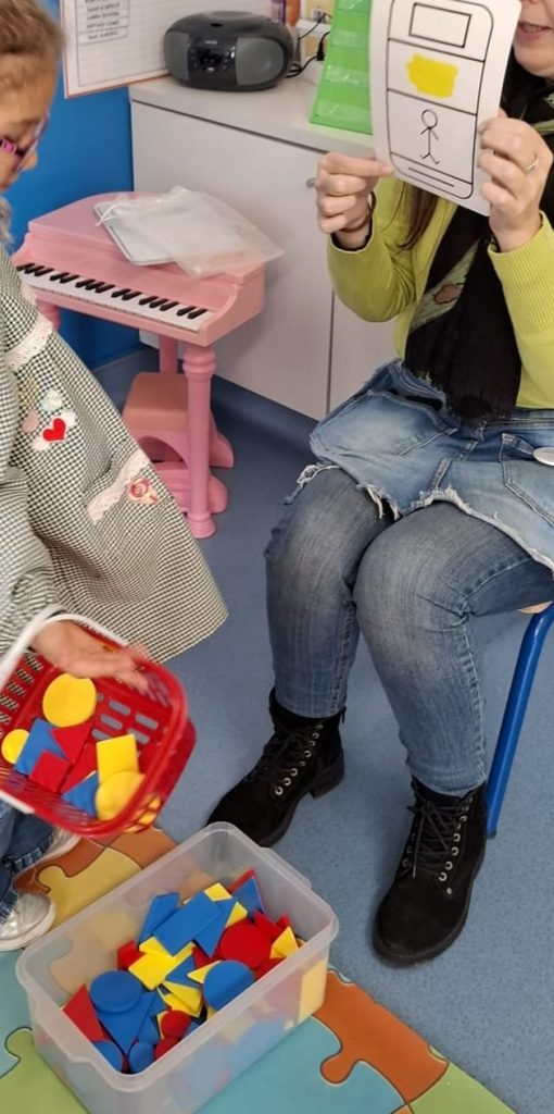 Imagem-WhatsApp-2025-11-16-as-20.05.16_1d37681b-510x1024 A aprender somos felizes (sala verde – JI da Mina)