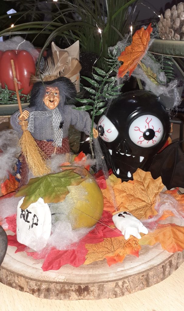 WhatsApp-Image-2025-10-31-at-19.24.26-11-606x1024 Halloween na Cardoso