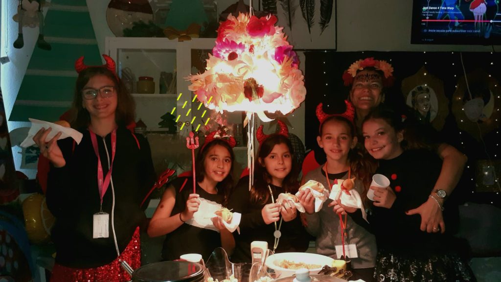 WhatsApp-Image-2025-11-01-at-09.51.14-1-1024x576 Halloween na Cardoso