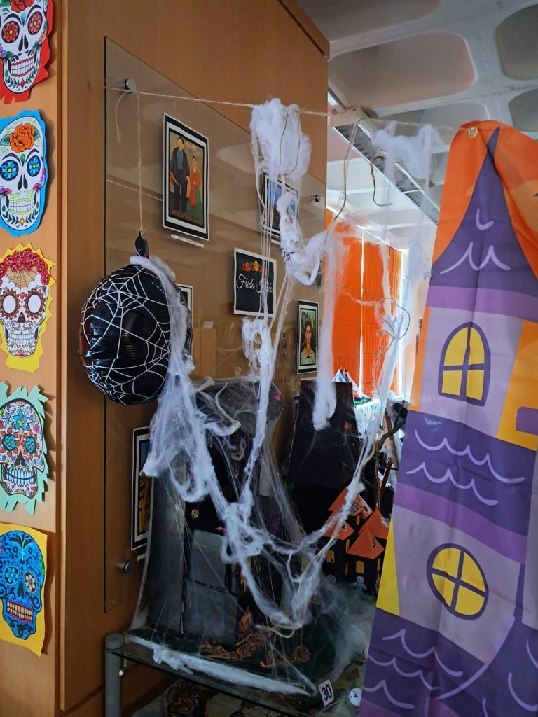 WhatsApp-Image-2025-11-02-at-22.04.35-1-768x1024 Halloween na Cardoso