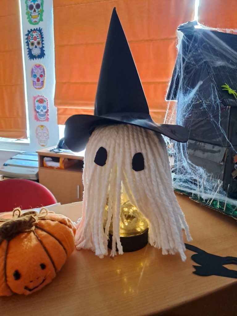 WhatsApp-Image-2025-11-02-at-22.04.35-768x1024 Halloween na Cardoso