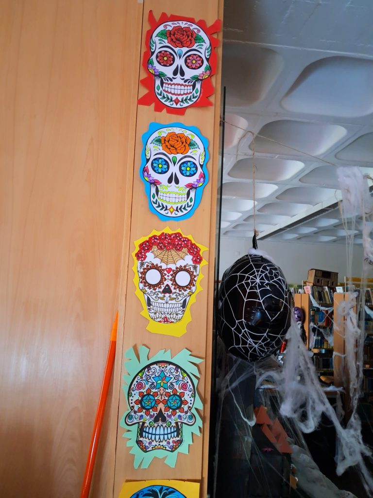 WhatsApp-Image-2025-11-02-at-22.04.36-3-768x1024 Halloween na Cardoso