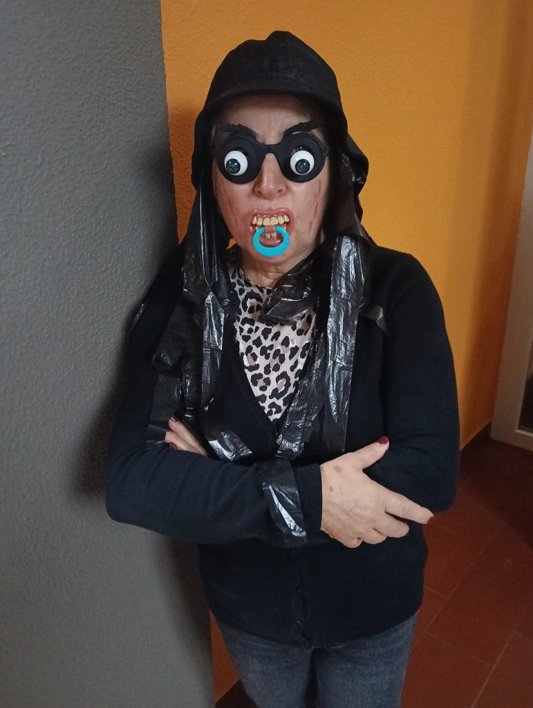 WhatsApp-Image-2025-11-02-at-22.06.07-771x1024 Halloween na Cardoso