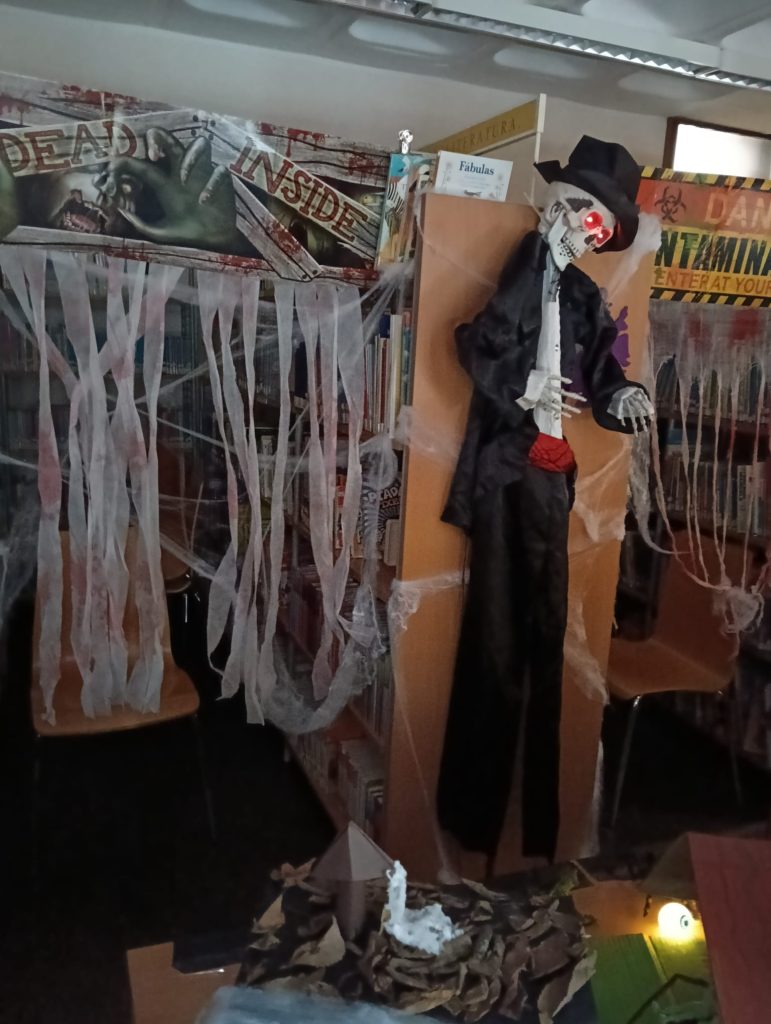 WhatsApp-Image-2025-11-02-at-22.50.36-771x1024 Halloween na Cardoso