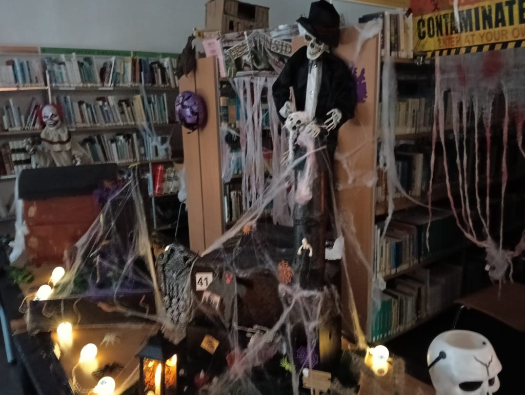 WhatsApp-Image-2025-11-02-at-22.50.38-1024x771 Halloween na Cardoso