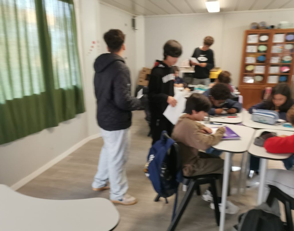 WhatsApp-Image-2025-11-17-at-18.21.49-1-1024x806 Grupos Interativos na Cardoso Lopes - 5.º B, C e 6.º C - 7.º E,